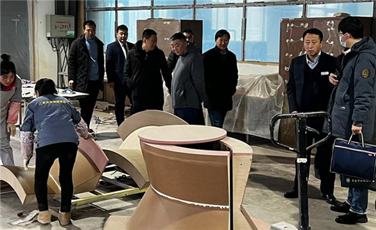 1.省、市、區(qū)三級(jí)聯(lián)合環(huán)保工作小組蒞臨中港建工集團(tuán)_副本.jpg