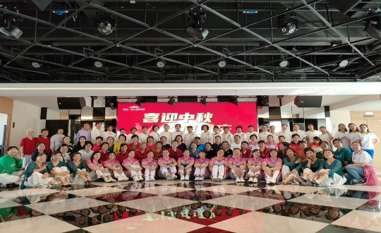 3.長(zhǎng)春市經(jīng)開區(qū)體育總會(huì)在尊龍凱時(shí)人生就是贏·南山溫泉城開展健康生活體驗(yàn)一日行活動(dòng)_副本.jpg